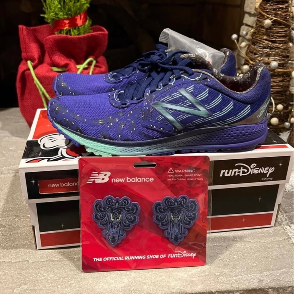 Brand new New Balance womens 8 Run Disney haunted mansion running course shoes